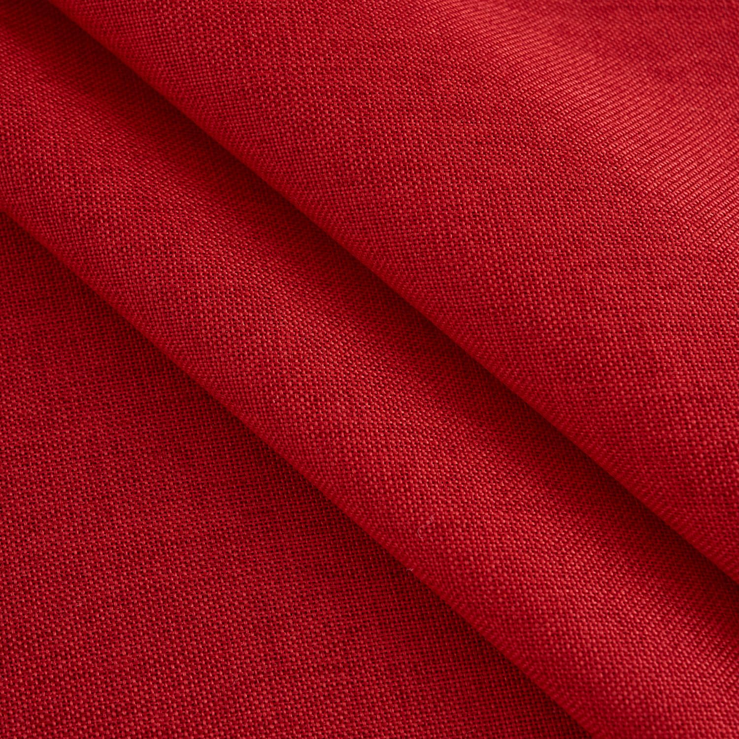 NLMUVW red linen tablecloth care instructions for easy washing.