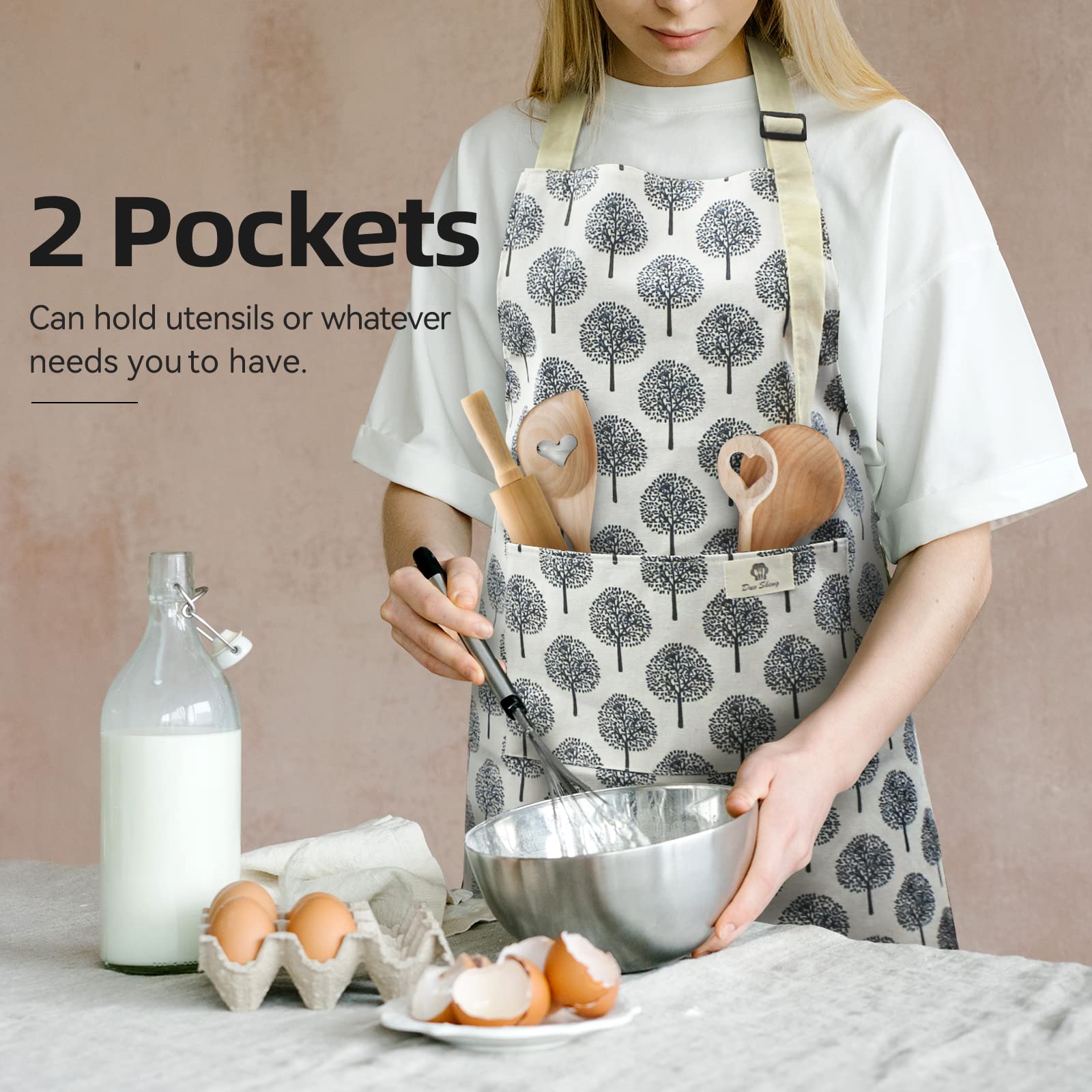 NLUS gray stripe apron pocket close-up shows two spacious pockets.