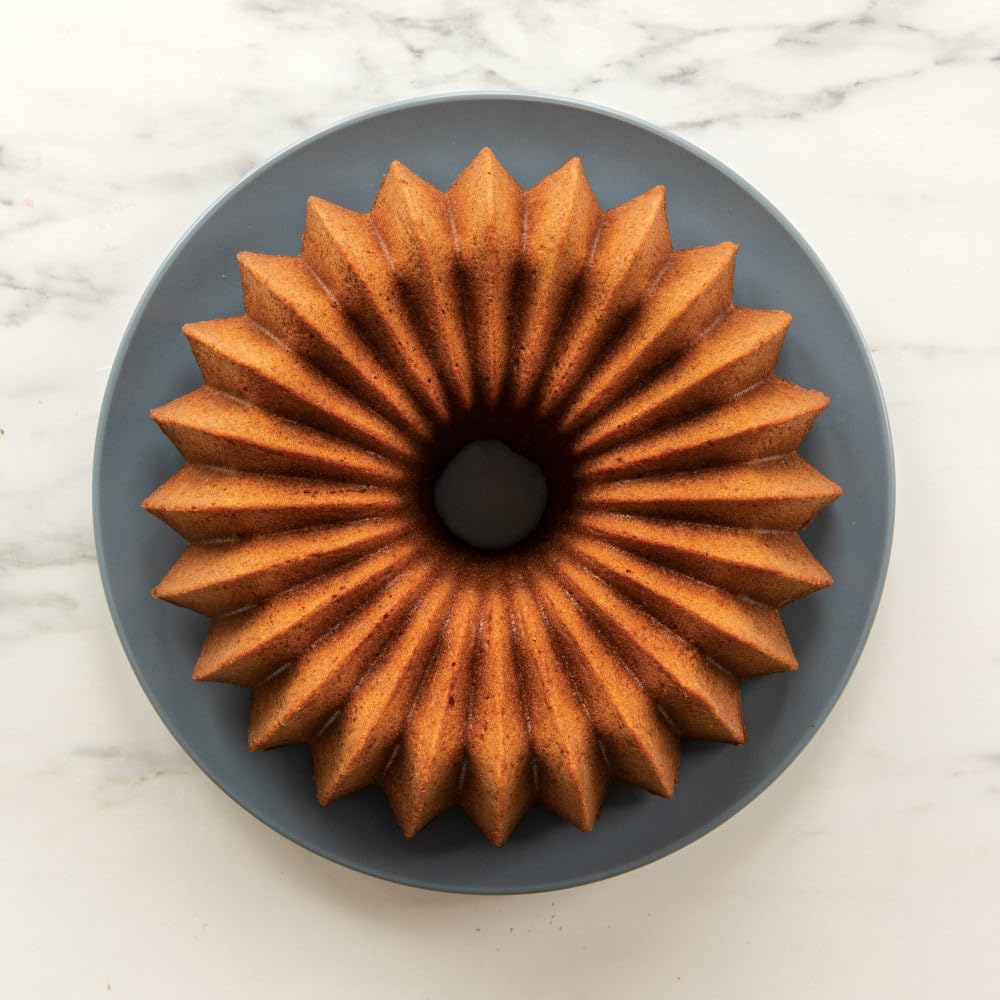Nordic Ware Brilliance Bundt Gold 10-cup capacity suits shared gatherings.