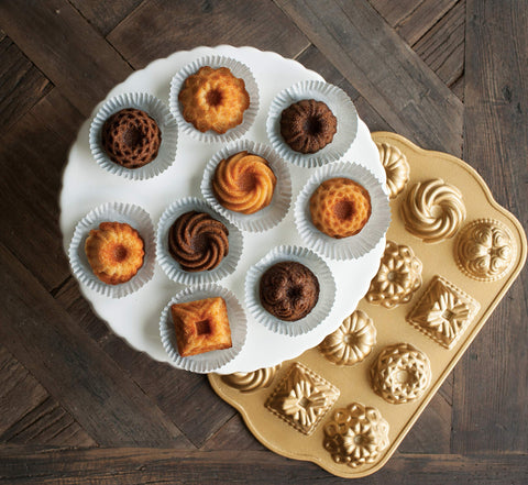 Nordic Ware Bundt Charms Jubilee: even browning from superior heat conductivity.