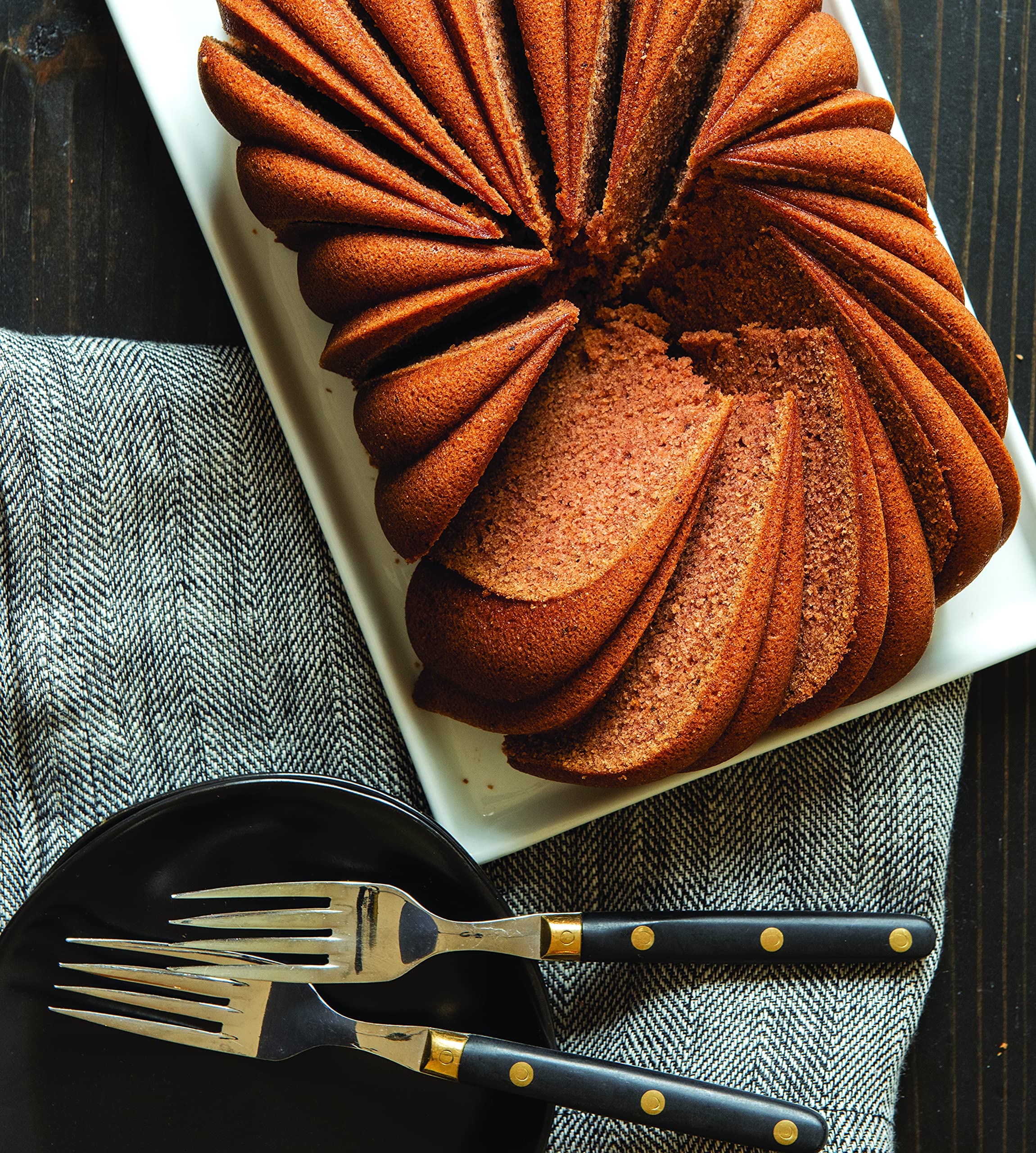 Nordic Ware cast aluminum bundt pan delivering even browning on baked goods