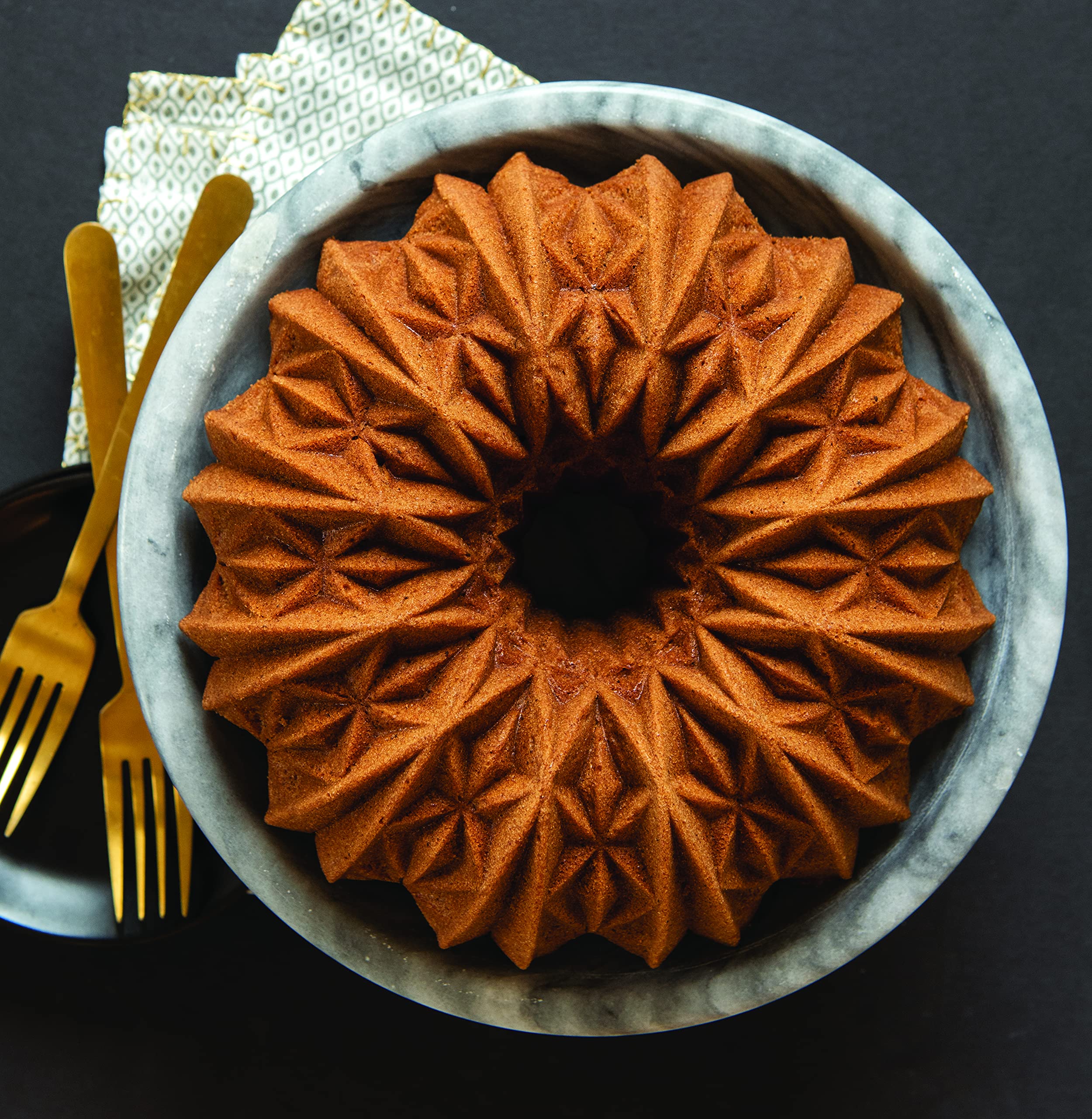 Nordic Ware Cut Crystal Bundt 10-Cup Gold oven-safe up to 400°F.