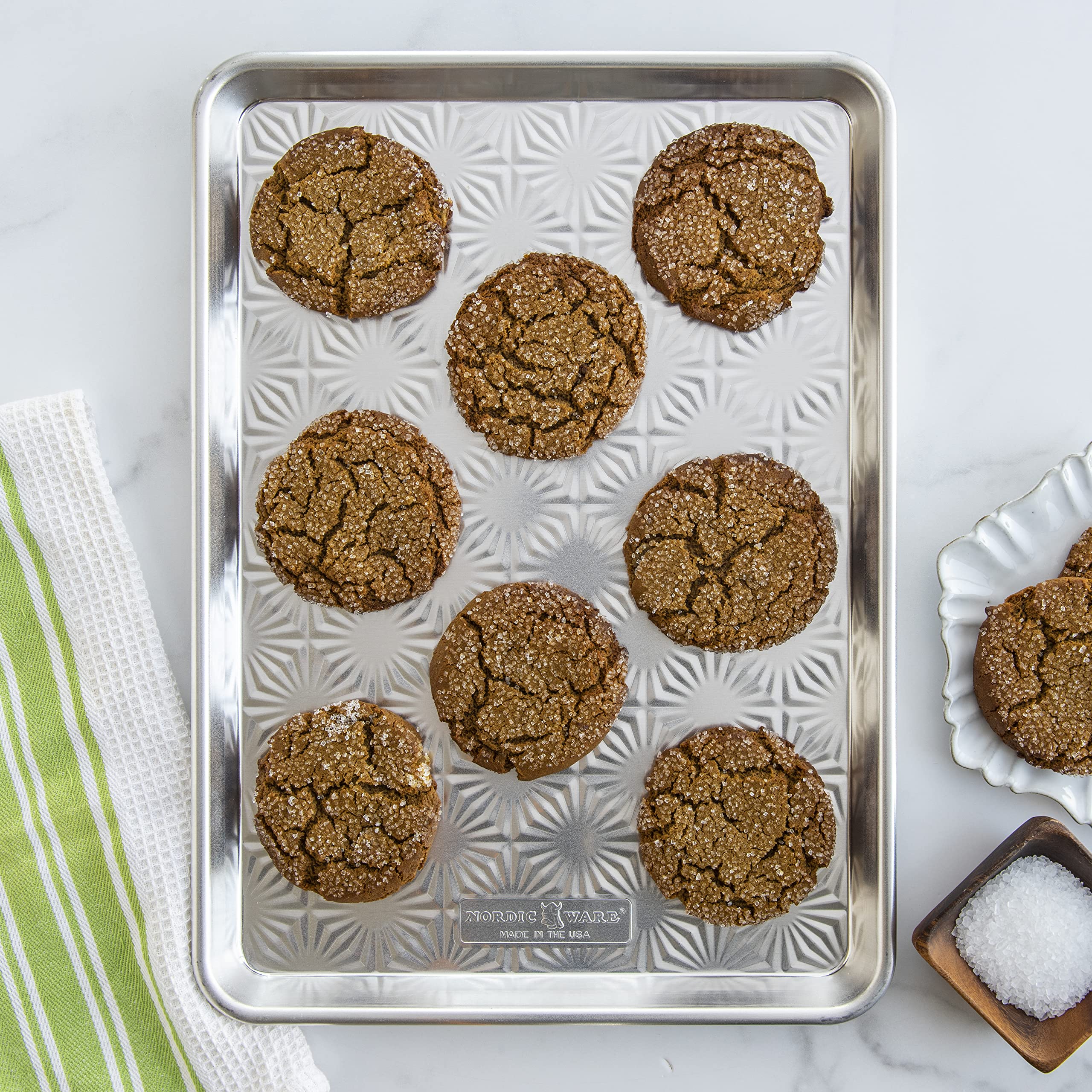 Nordic Ware starburst embossing detail promotes even browning and crisping.