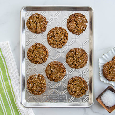 Nordic Ware starburst embossing detail promotes even browning and crisping.
