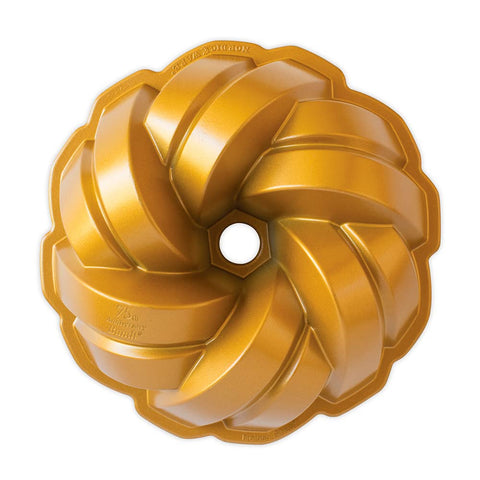 Nordic Ware NW95577 cast aluminum build for even browning and crisp edges