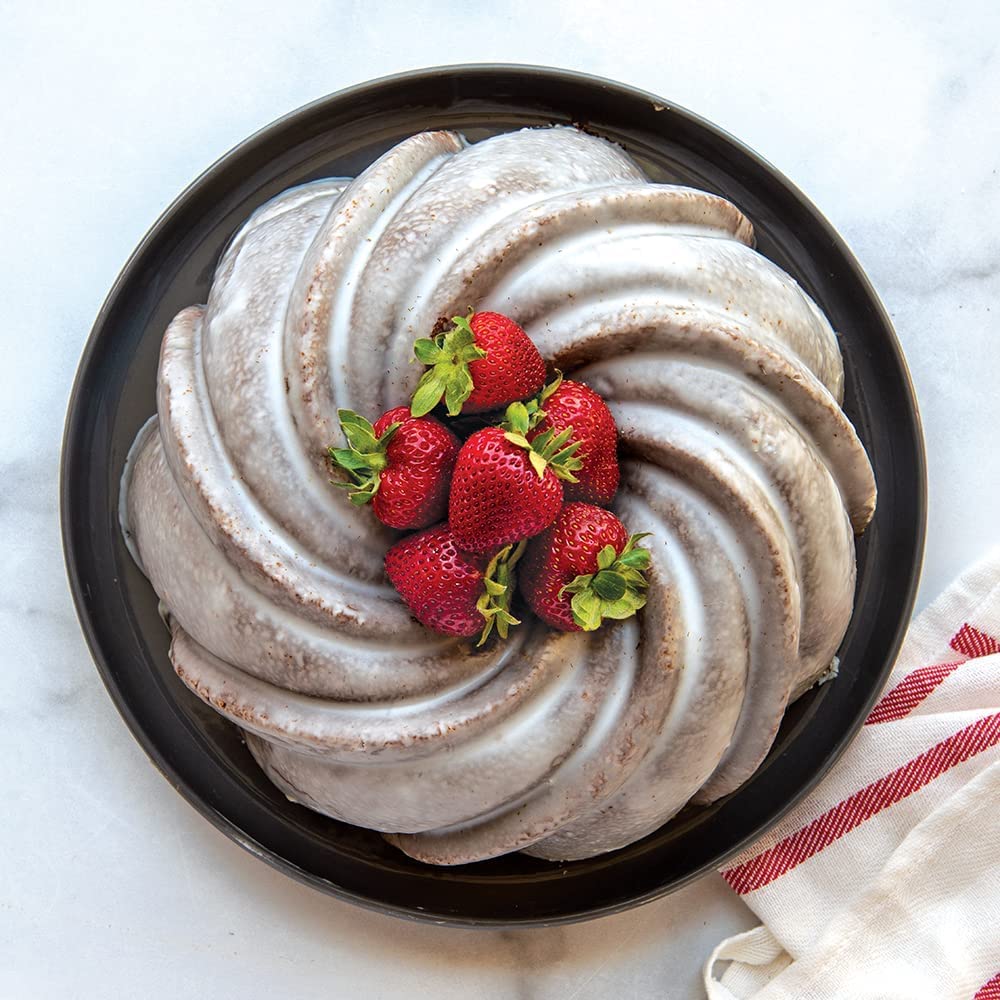 Nordic Ware Swirl Bundt Pan oven-safe interior tolerates up to 400F