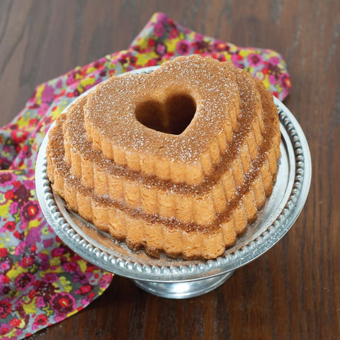 Nordic Ware Tiered Heart Bundt pan oven ready up to 400°F.