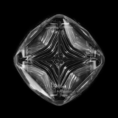 NORLAN Rauk ready for whiskey service with elegant glassware presentation