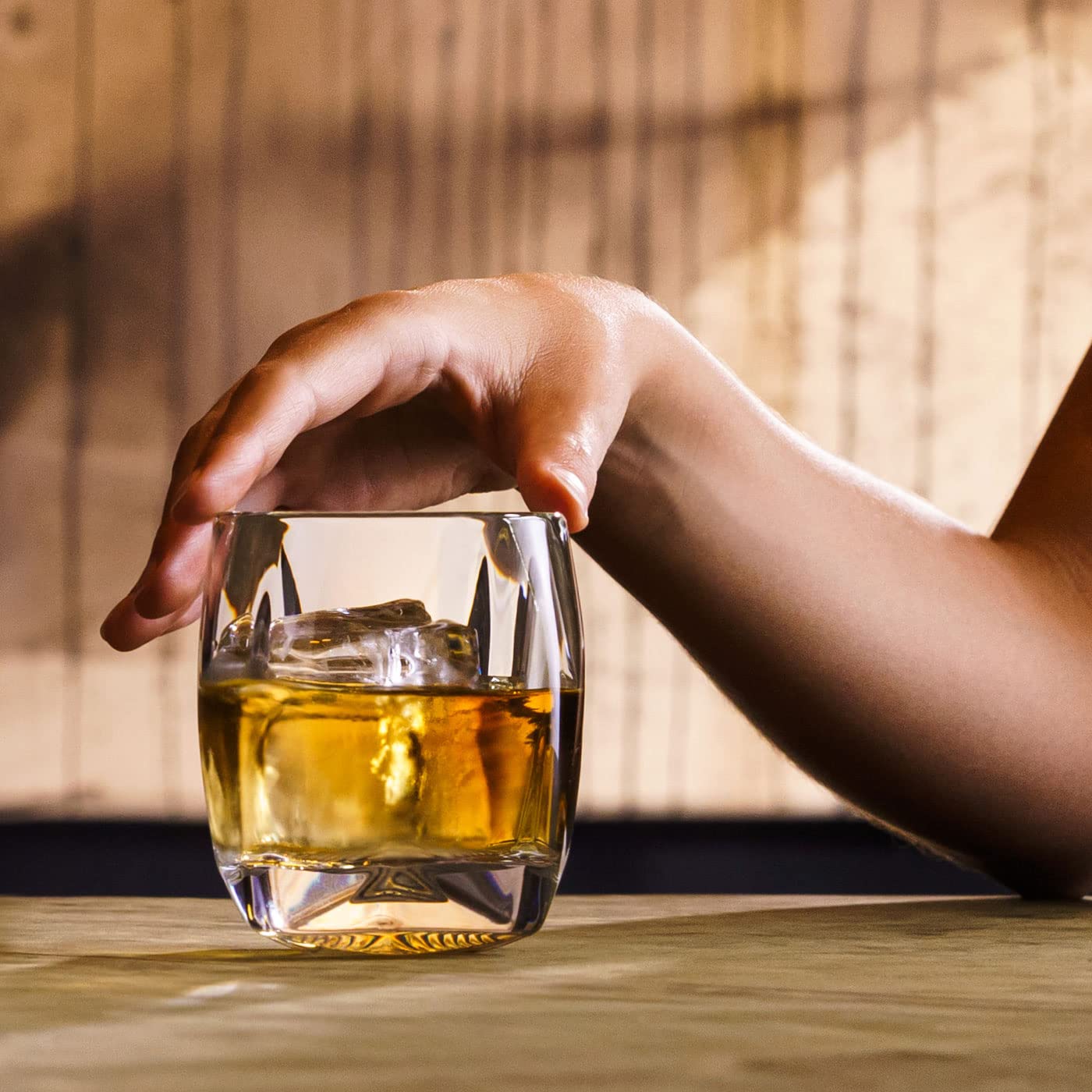 NORLAN Rauk heavyweight base providing stability for measured sips