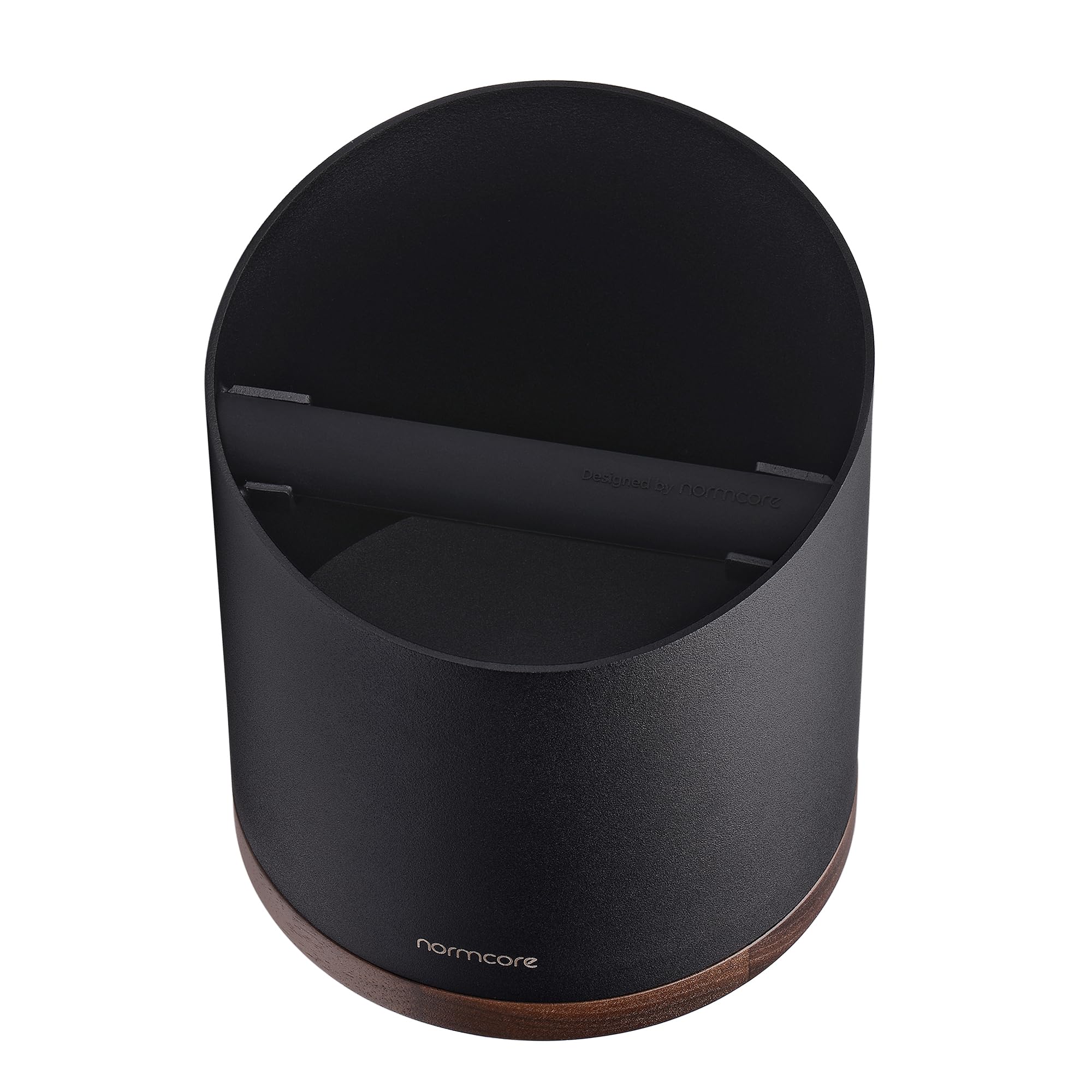 Normcore soft knock bar reduces noise during espresso puck disposal.