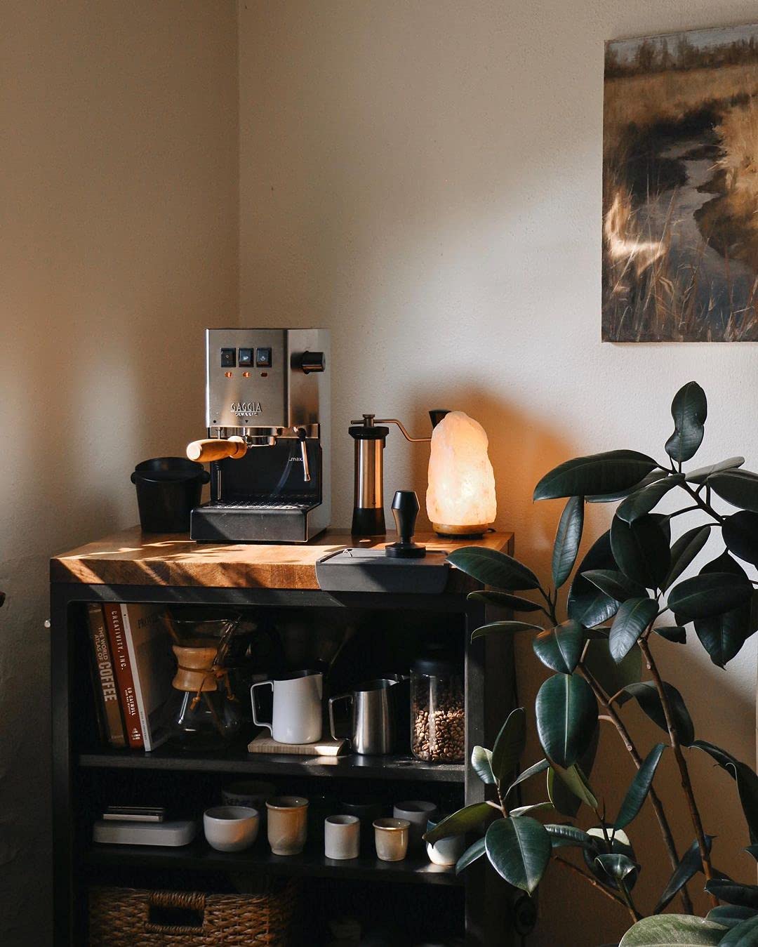 Normcore stainless base ensures a durable flat tamping surface