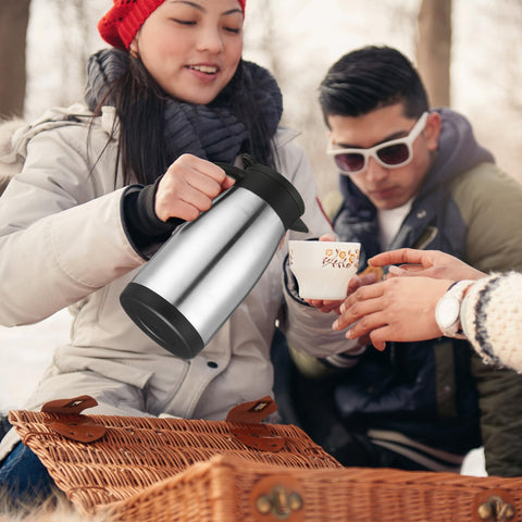 Norme carafe with non slip silicone base for stable placement