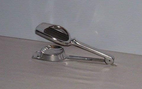 Norpro 5170 eggs sliced display for neat servings