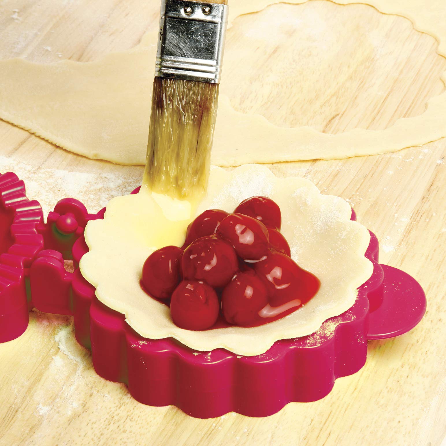 Norpro lattice mini pie mold illustrating easy seal and crimp technique