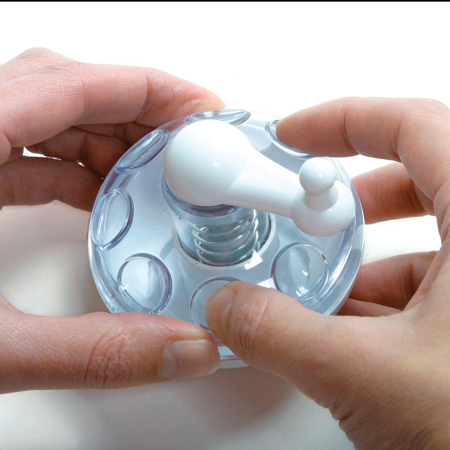 Norpro Nutmeg Grinder serrated stainless-steel blade for efficient grinding.