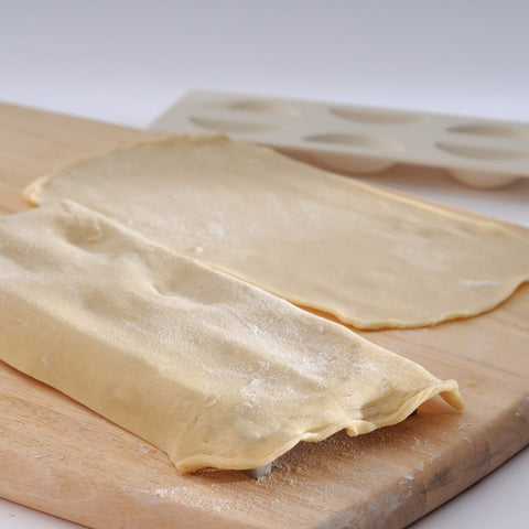 Norpro pierogi maker six-dumplings lets you batch six at once