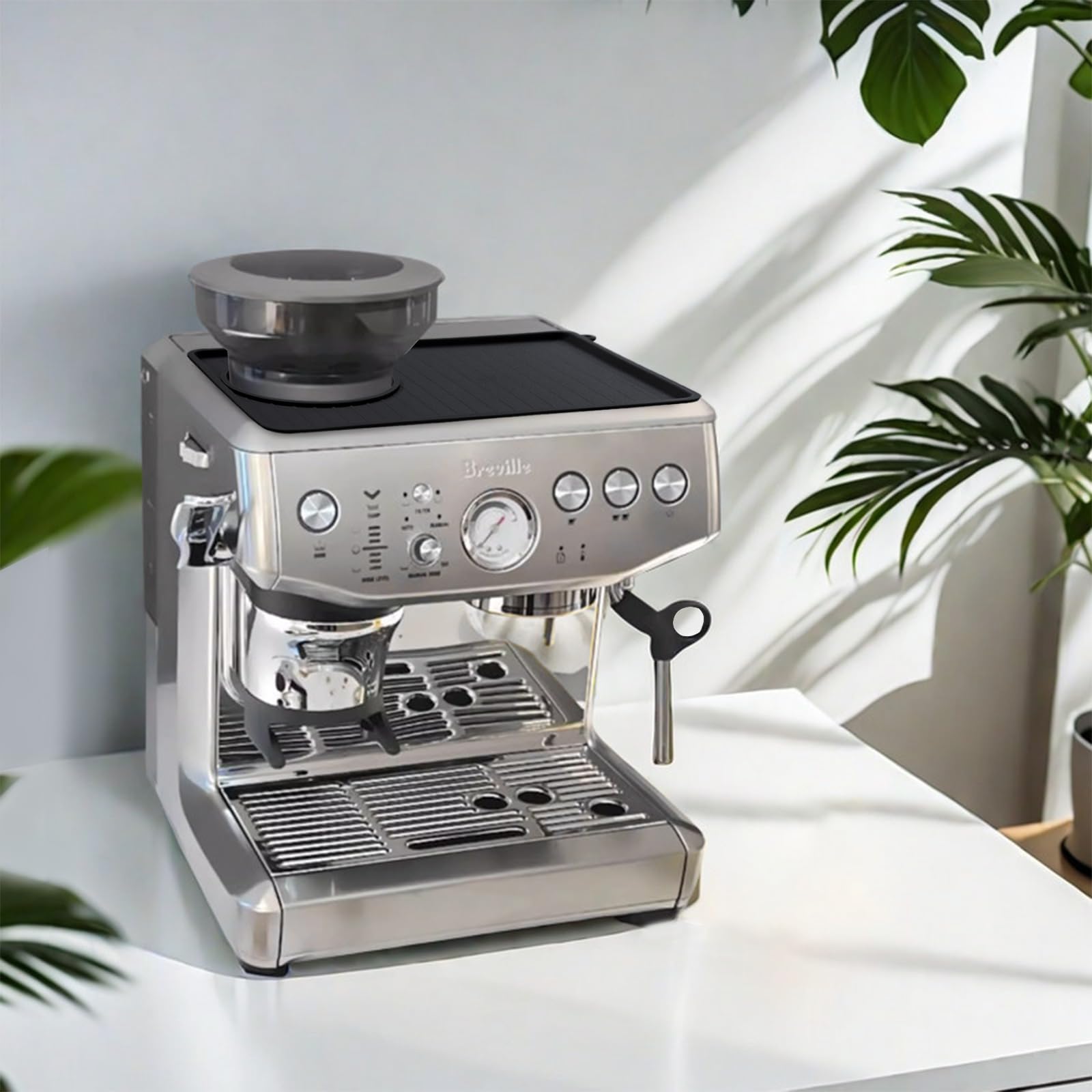 NOTSEK food-grade silicone mat resists odors for daily coffee tasks.