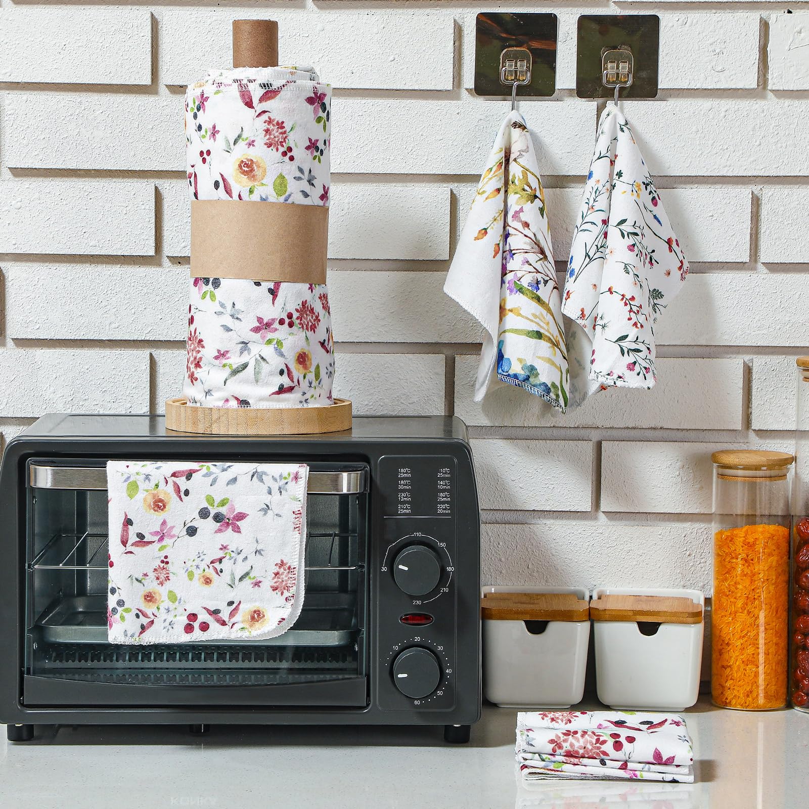 Noveread absorbent cotton texture highlighted, great for drying dishes and wiping counters.