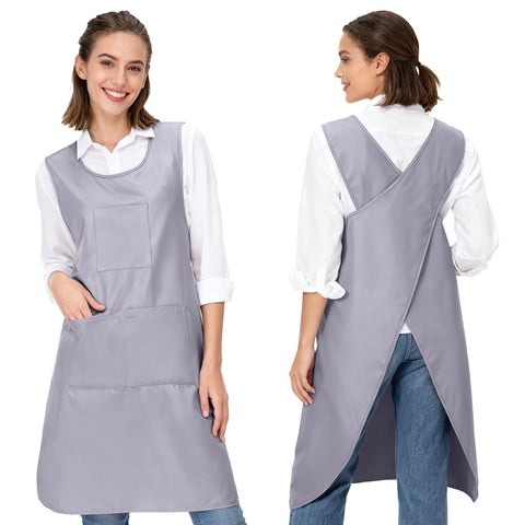 Noverlife Apron ready for kitchen and garden use during DIY tasks.