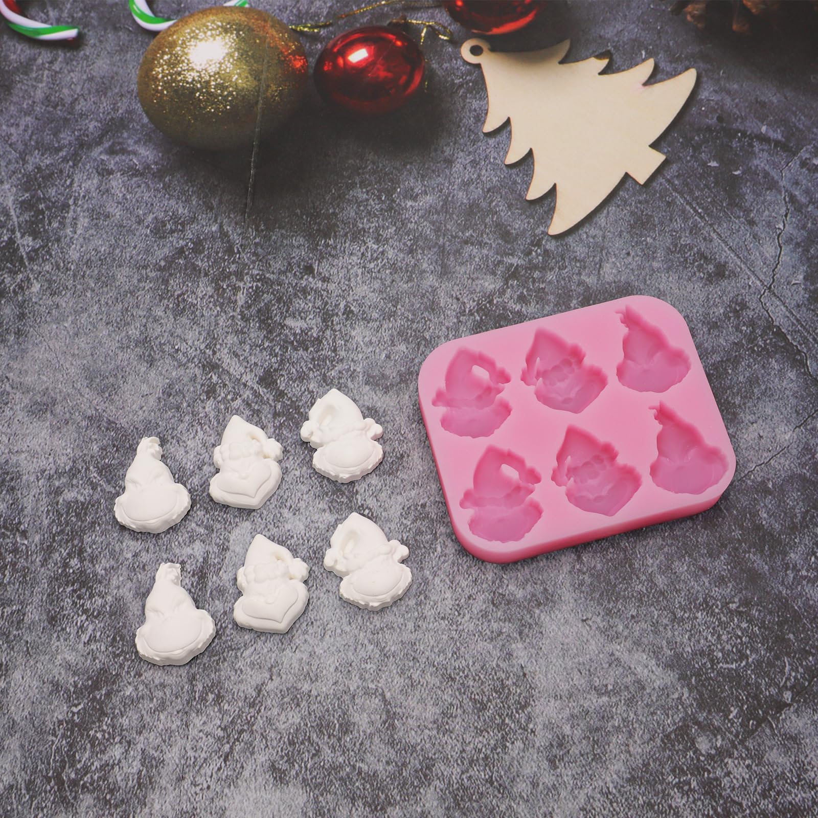 NSSHEL pink skull silicone mold enables flexible release for desserts.