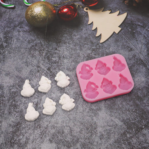 NSSHEL pink skull silicone mold enables flexible release for desserts.