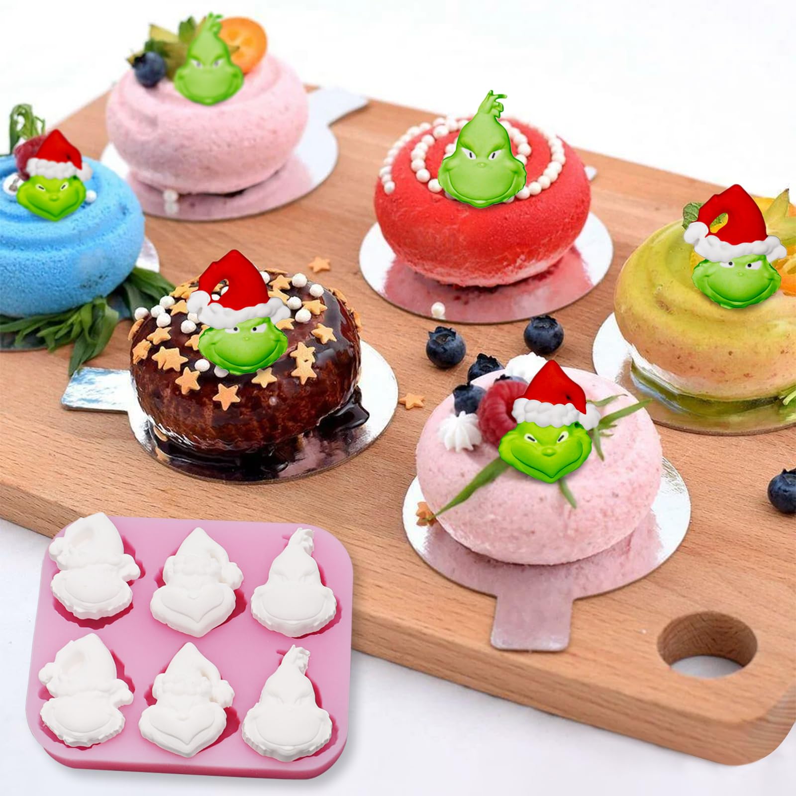 NSSHEL Christmas skull mold adds festive edible gifts.