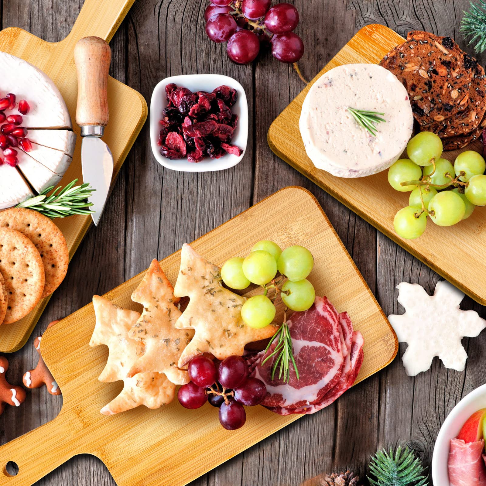Nuenen bamboo cutting board with handle ideal for fruit presentation