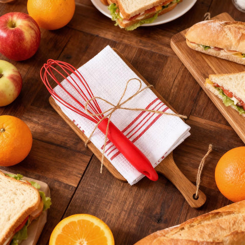 Nuogo unboxing scene showing a complete 4-piece set