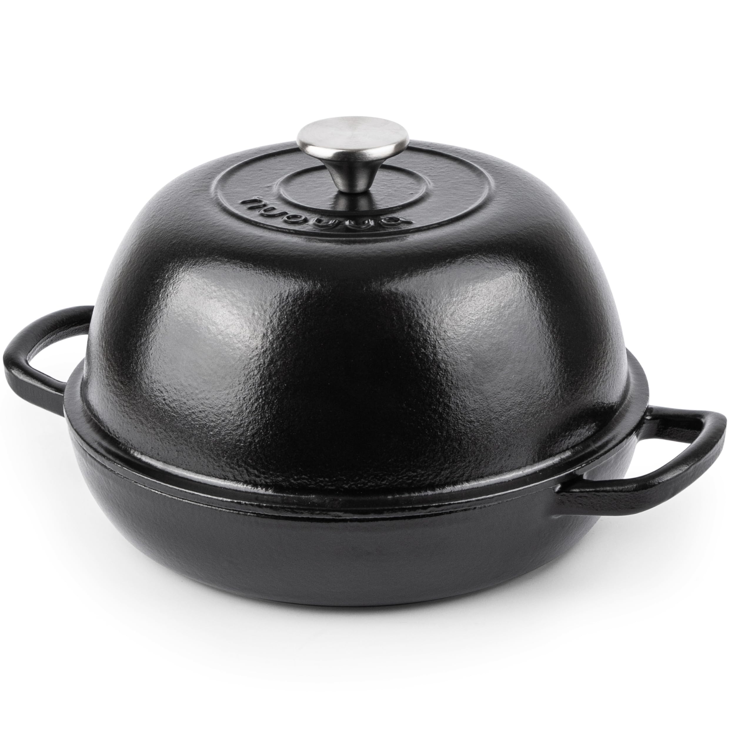 Nuovva enamelled interior close-up highlights easy cleaning