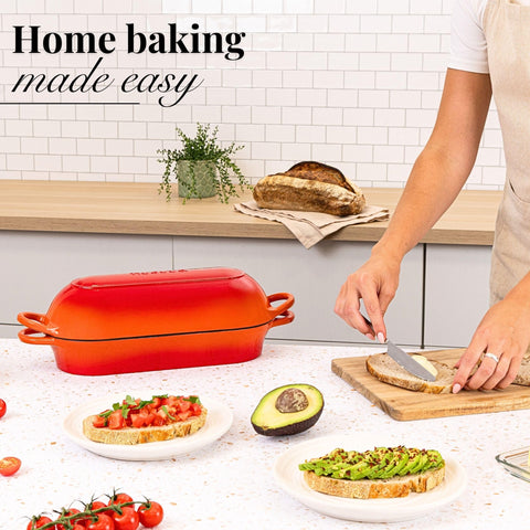 Nuovva versatile bread loaf pot ideal for roasting meats and baking desserts.