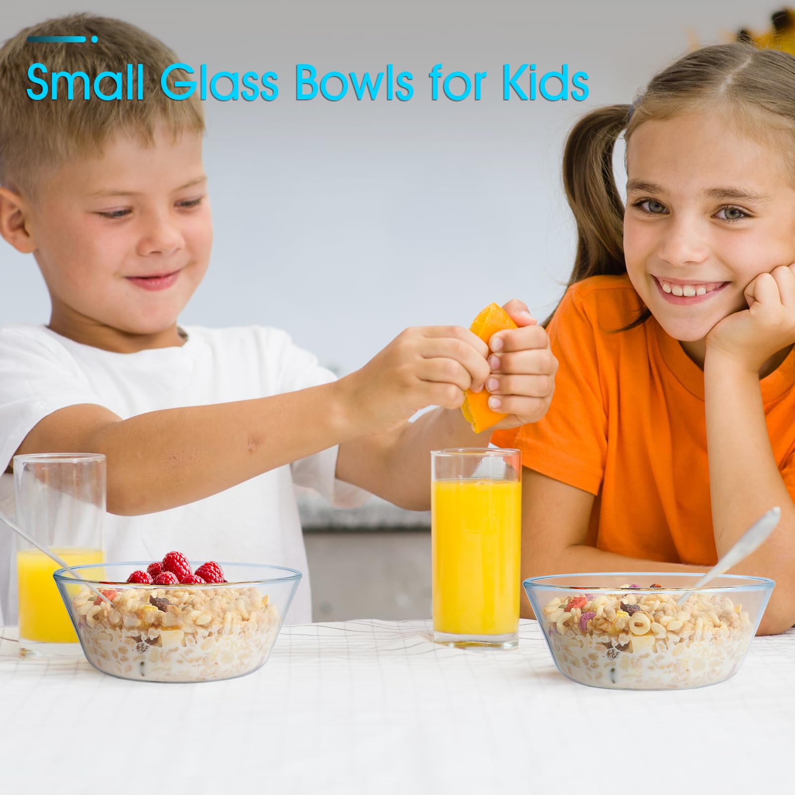 NUTRIUPS clear glass bowls for cereal and fruit portions.