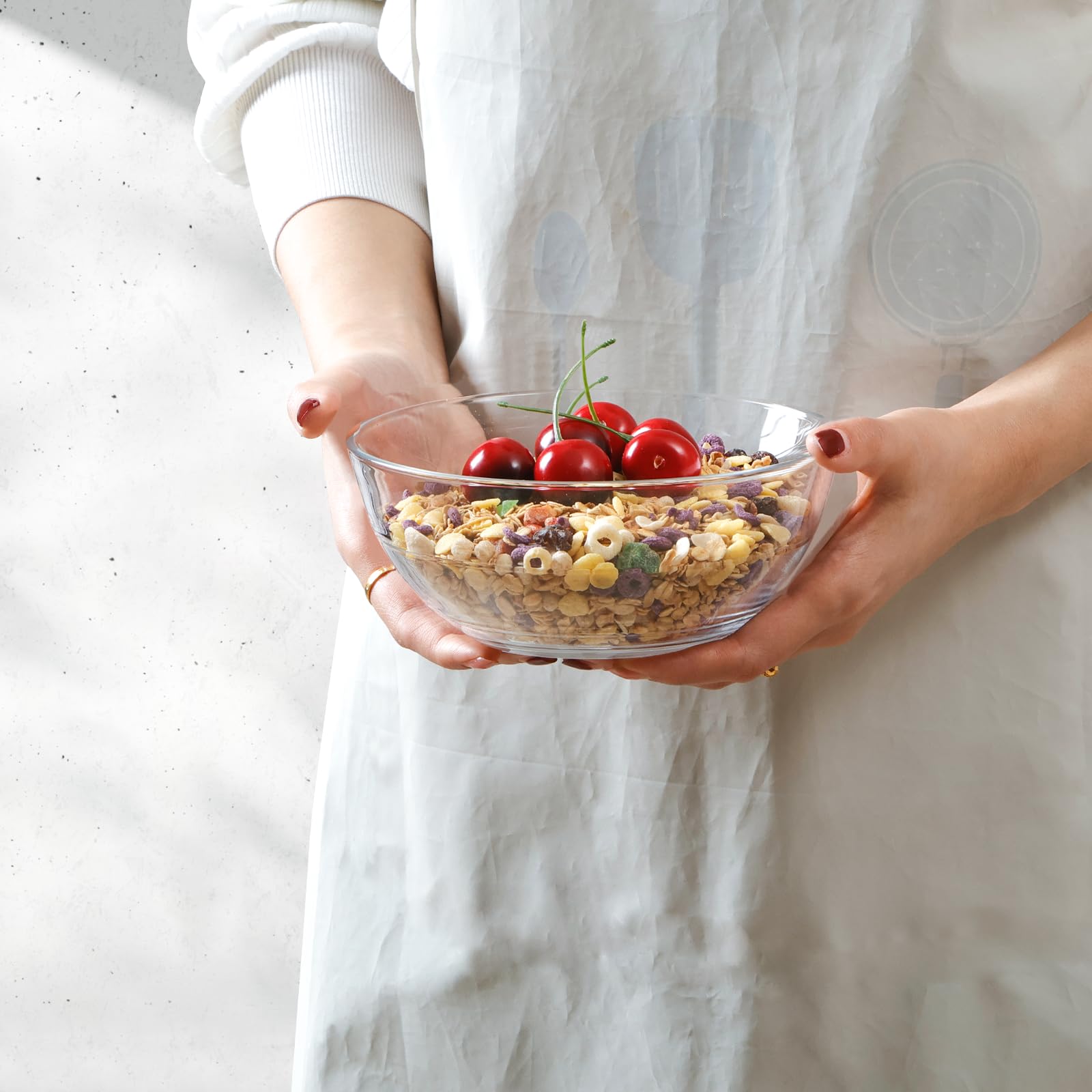 NUTRIUPS microwave-safe glass bowls for quick reheats and easy cleanup.