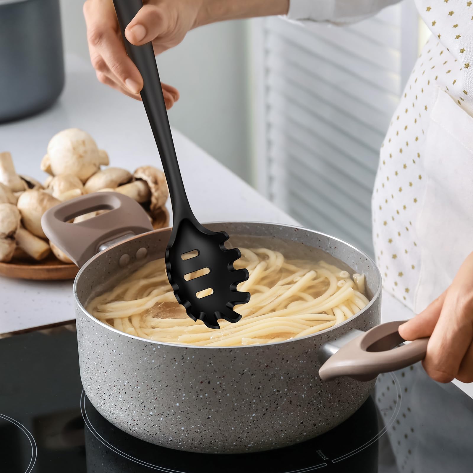 oannao silicone spoonula for versatile stirring and scooping