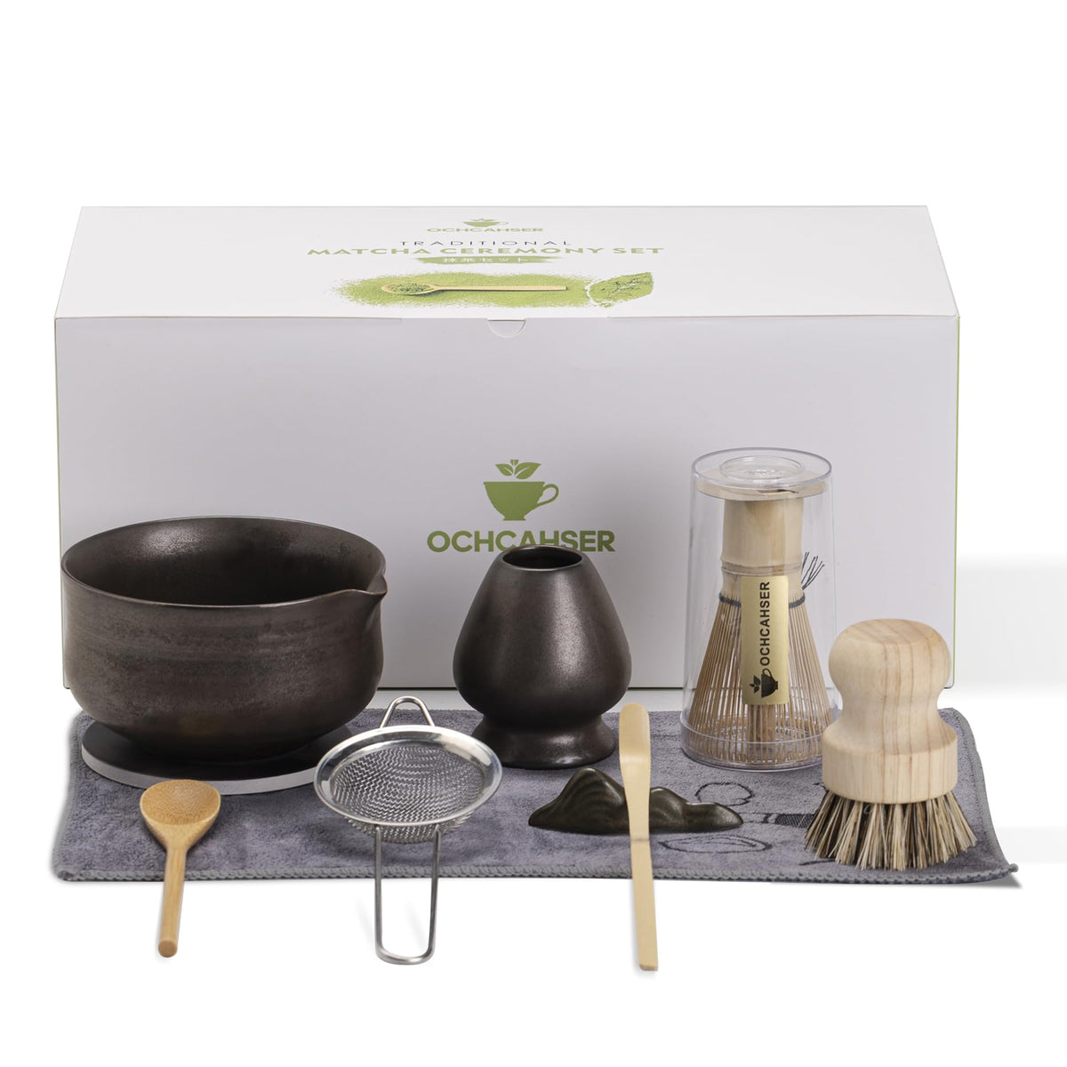 Ochcahser matcha bowl with spout for precise, spill-free pouring during tea ritual