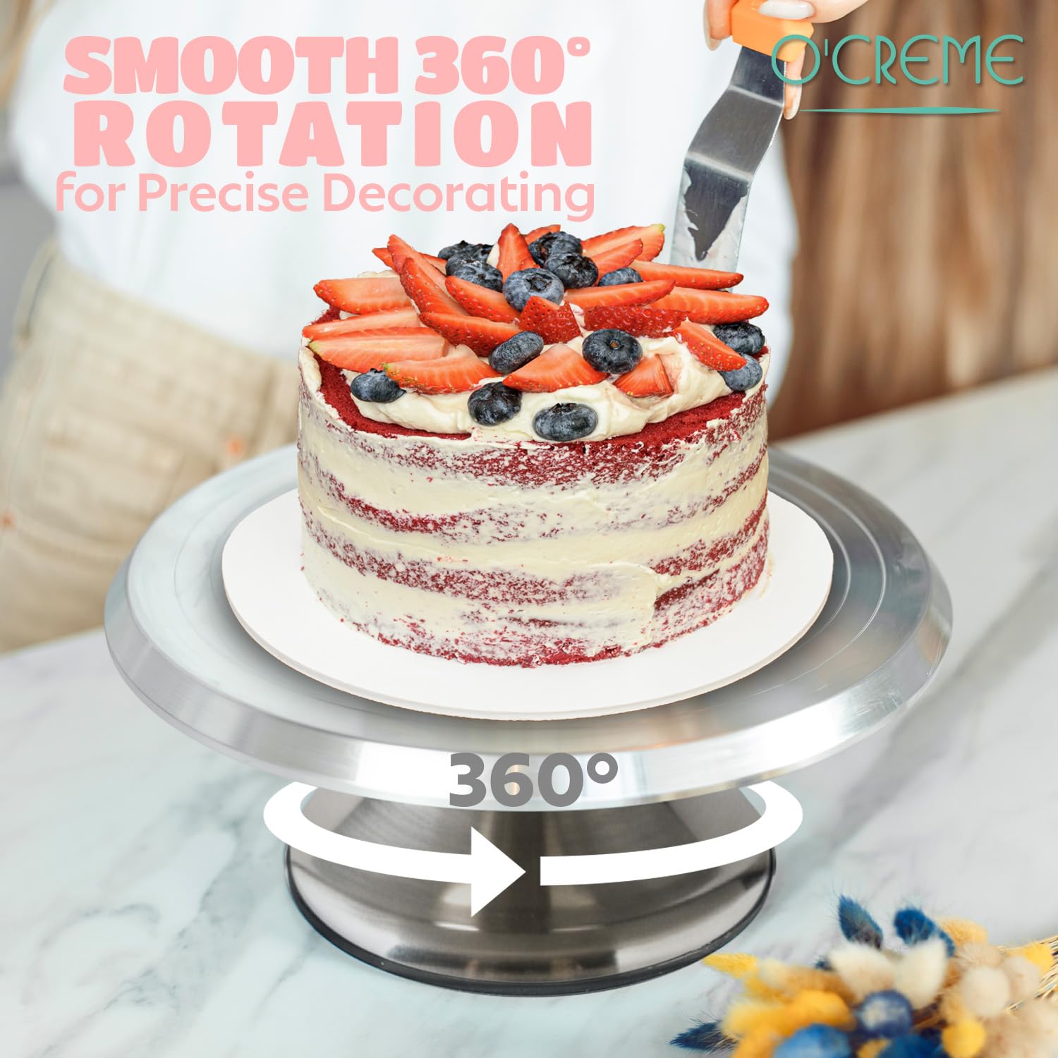O’CREME 360-degree rotation provides effortless access to all decorating angles.