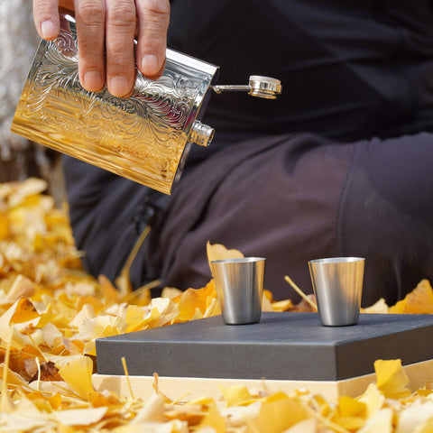 Octaville leak-proof lid with rubber ring prevents spills