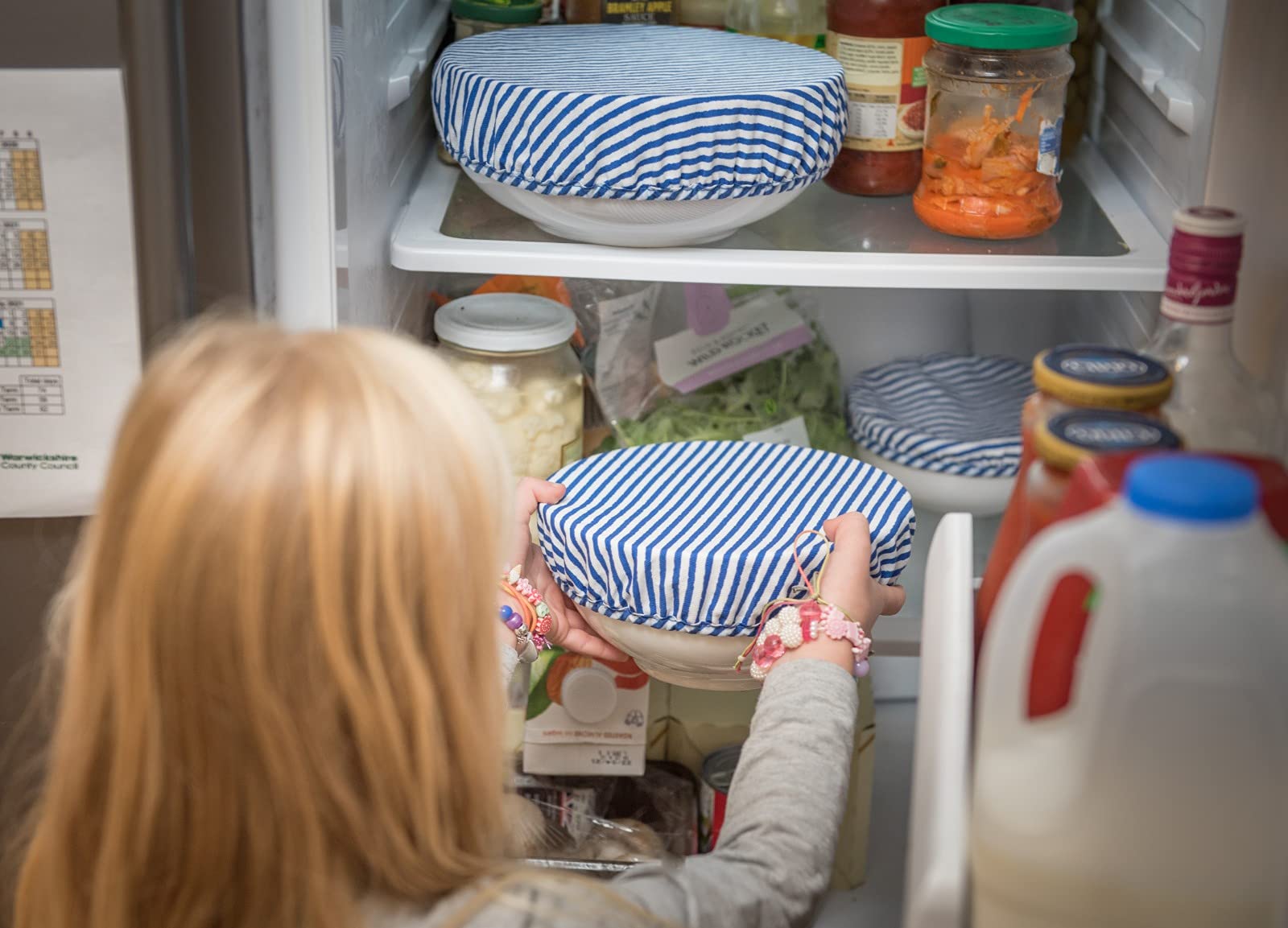 OhBerry medium 9-to-10 inch cover ideal for mid-sized bowls and salads.