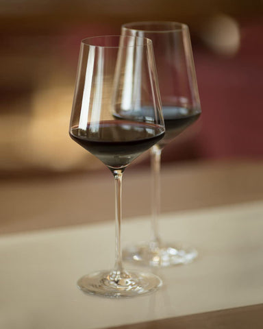 OJA 17 oz capacity crystal glass ideal for daily pours and special occasions.