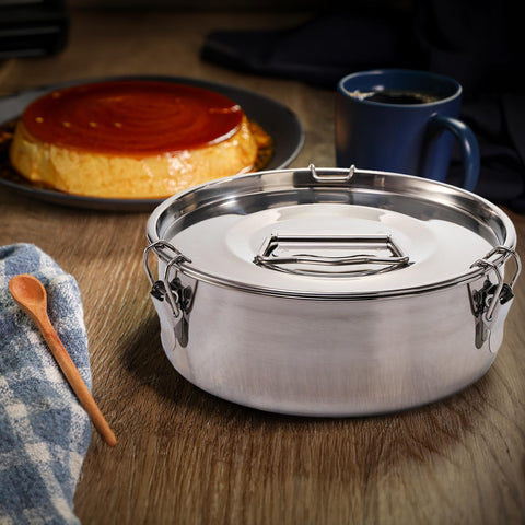 Okllen flan mold suitable for quiches and savory dishes.
