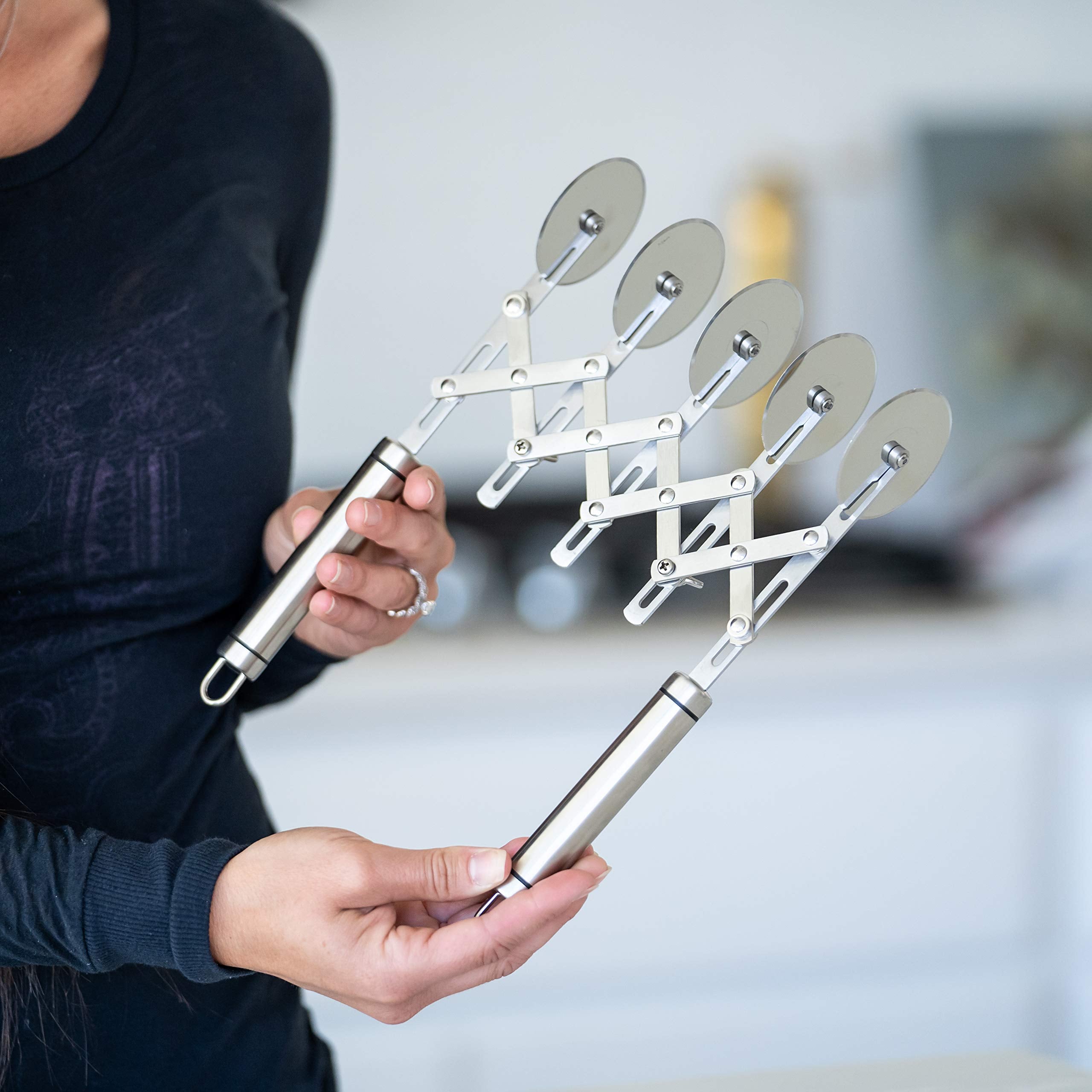 Oleex Stainless Steel 304 construction ensures durability and easy cleaning.