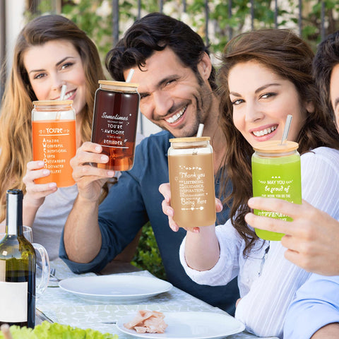 OLSUNOR clear glass reflects drink colors for visual appeal.