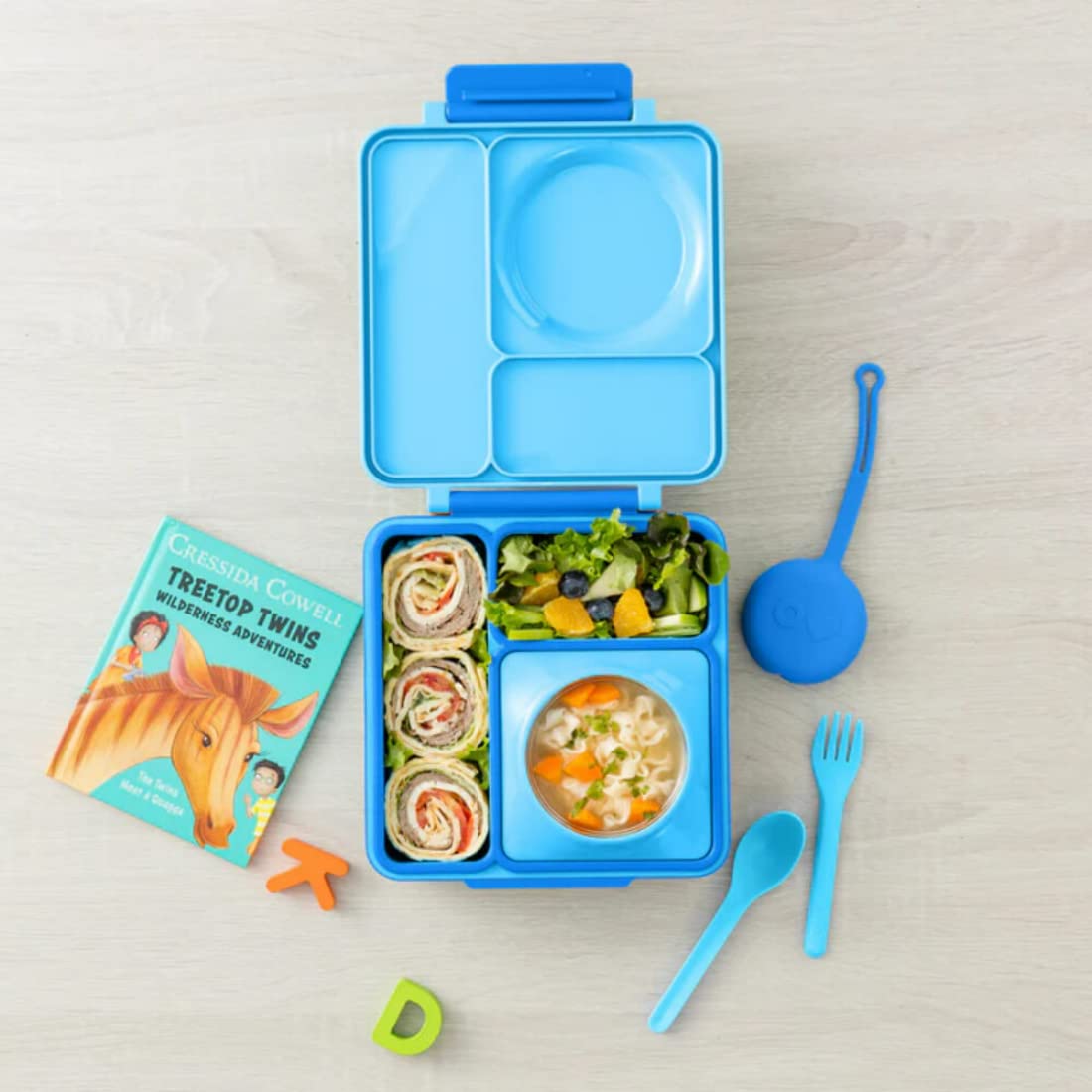 OmieBox insulated container keeps hot meals warm for hours.