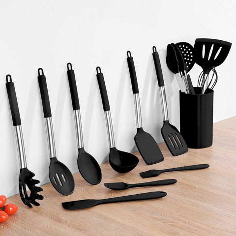 Onader 15-piece set covers every essential kitchen task.