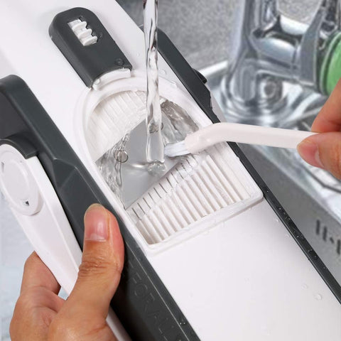ONCE FOR ALL Non-slip base ensures stable slicing on countertops