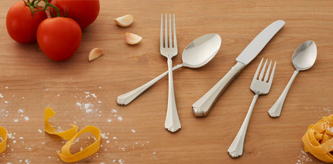 Juilliard dinner spoon offers comfortable weight for everyday meals.