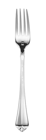 Dishwasher-safe Juilliard set simplifies cleanup after meals.