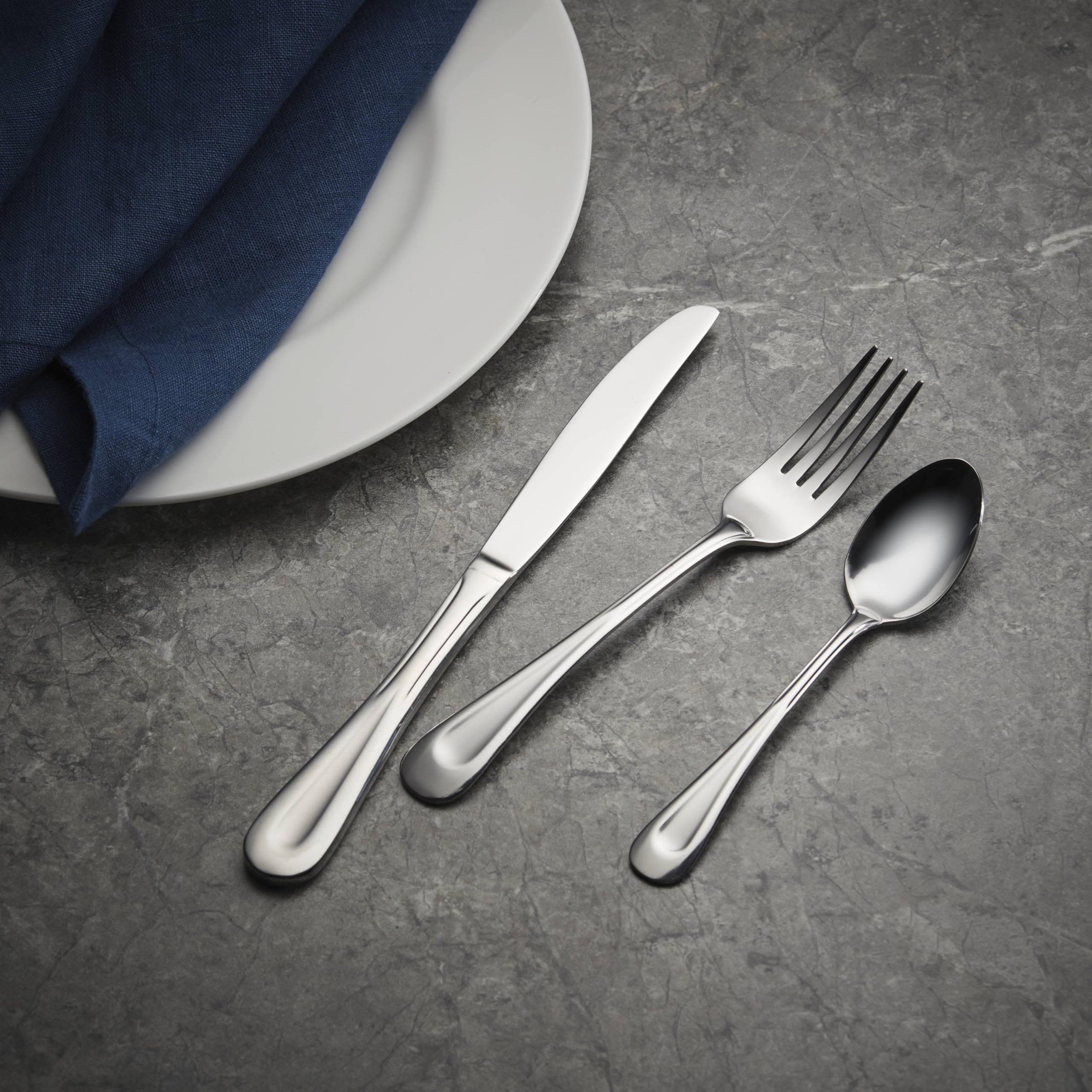 Oneida Satin Sand Dune serving spoon with serving fork ready to entertain