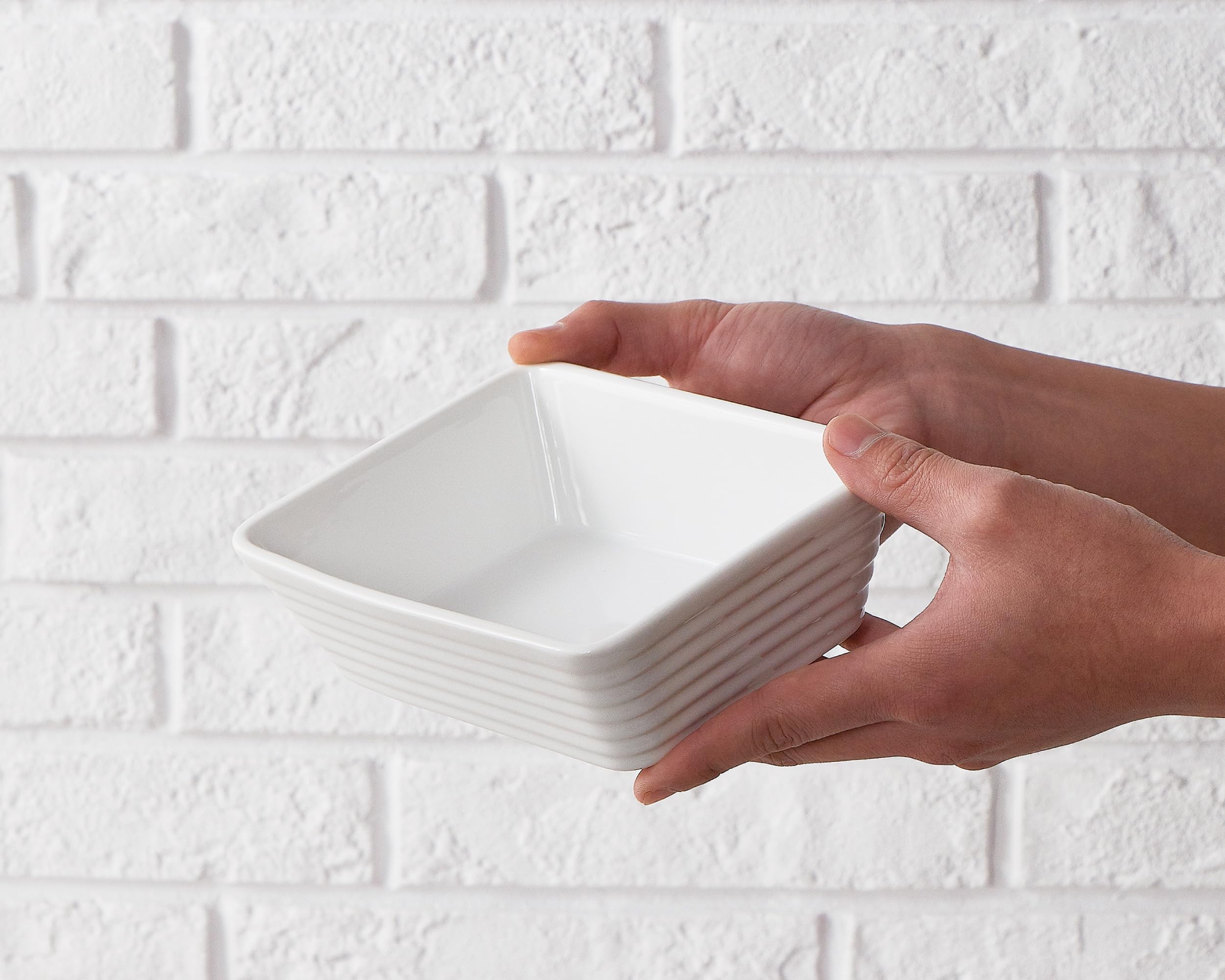 ONEMORE dishwasher-safe baking dish simplifies cleanup after dinners.