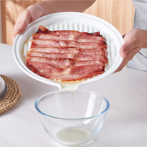 ONEMORE oven-microwave safe tray delivers crispy results with minimal splatter.