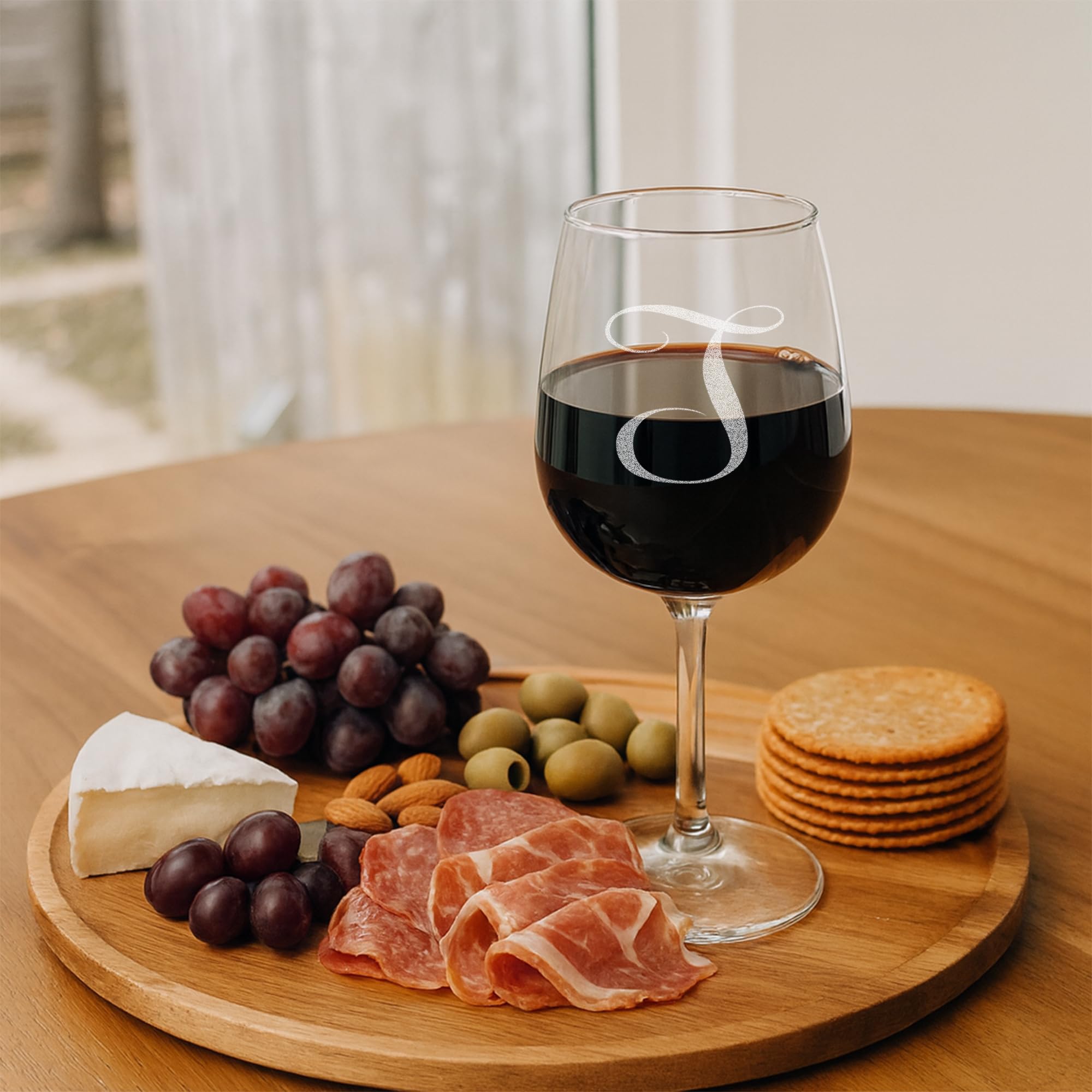 On The Rox Drinks wedding-inspired wine glass suits toasts and celebrations.